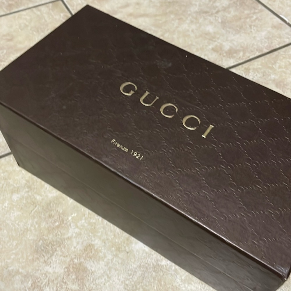 Gucci sneakers women size 6
